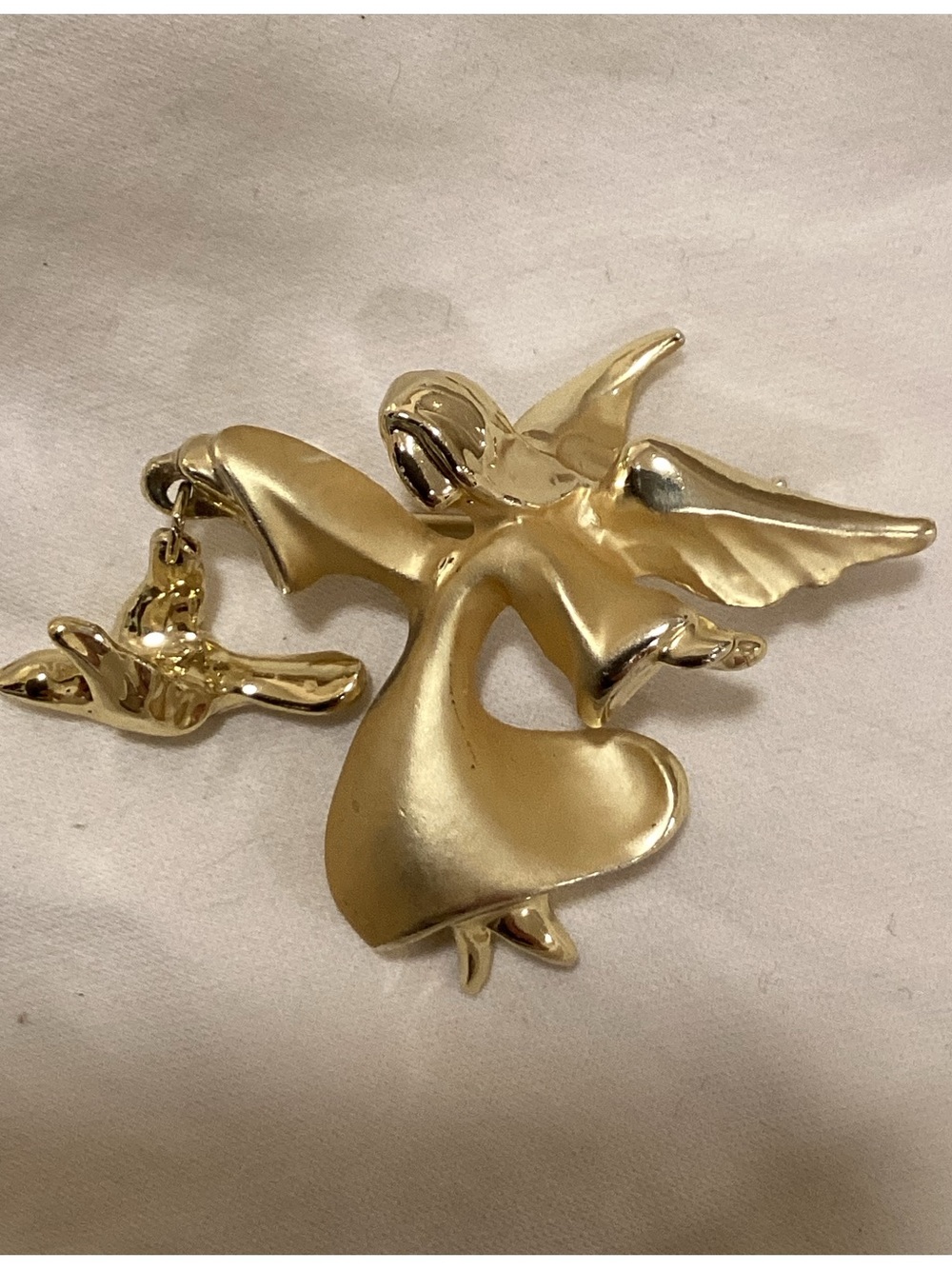 VTG Giusti Gold tone Angle dove Brooch